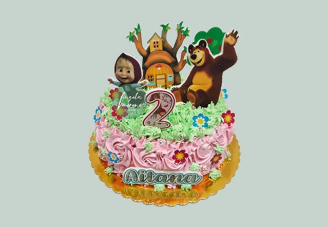 angela-moreno-reposteria-cafe-Barcelona_postre-tarta-masha-y-el-oso-,-casa-arbol,-rosa-y-verde,-pastel-para-cumpleaños-de-niña