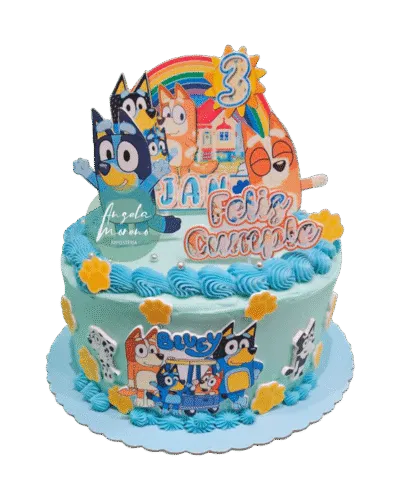 angela-moreno-reposteria-cafe-Barcelona_tarta-de-bluey-y-bingo-perros-,-bandit-y-chilli-postre-de-dibujos-para-niños-pequeños