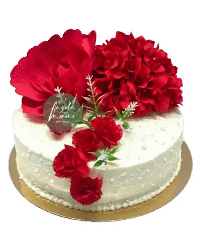 angela-moreno-reposteria-cafe-Barcelona_tarta-elegante-blanca-con-flores-rojas,-rosas,-no-comestible,-para-cumpleaños-adulto