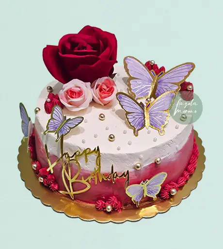 tarta con decoración no comestible, rosa mariposas topper happy birthday angela moreno reposteria cafe barcelona